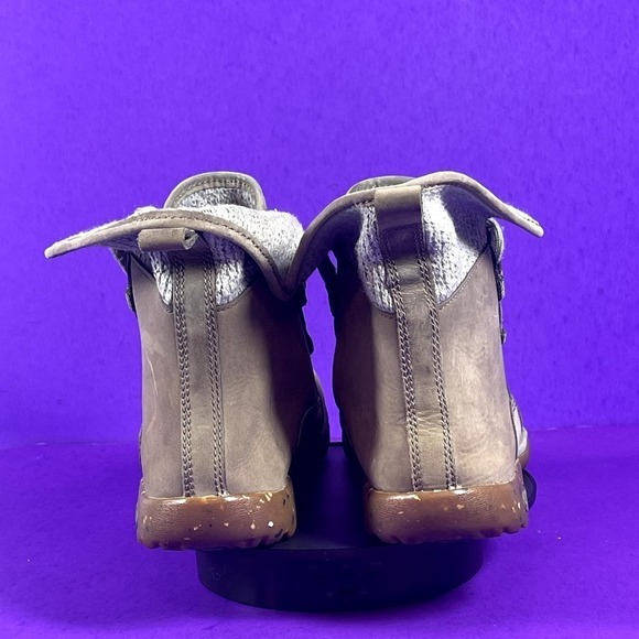 Chaco Women's Size 7 Barbary Chukka Hiking Boots Gray Lace Up Leather JCH199802 - Picture 4 of 9